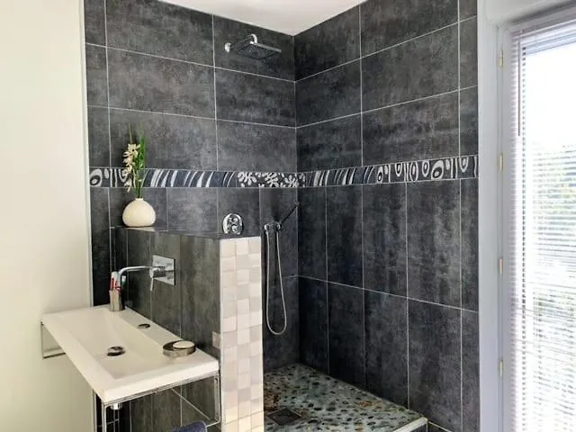 Holiday home Maison Familiale A Caumont Sur Durance